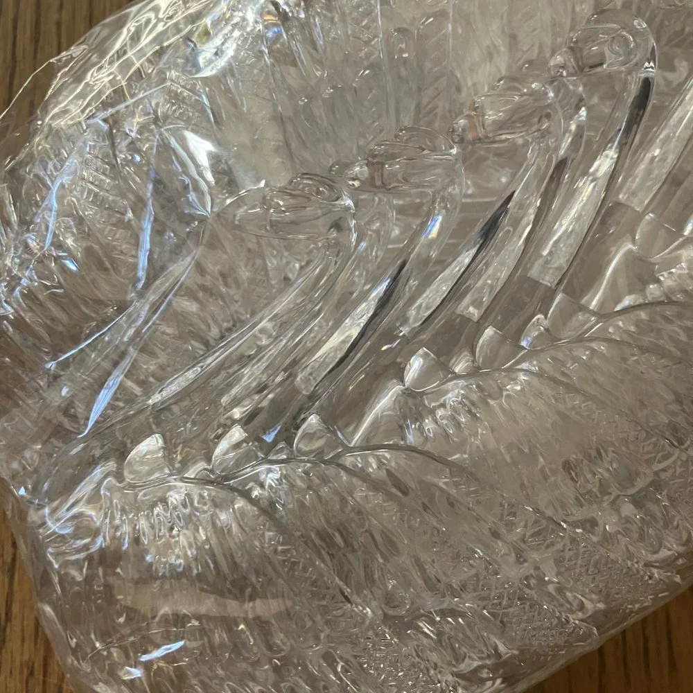 WEDDING/BABY SHOWER/ELEGANT PARTY SWAN FAVORS CLEAR PLASTIC NEW 24 PACK